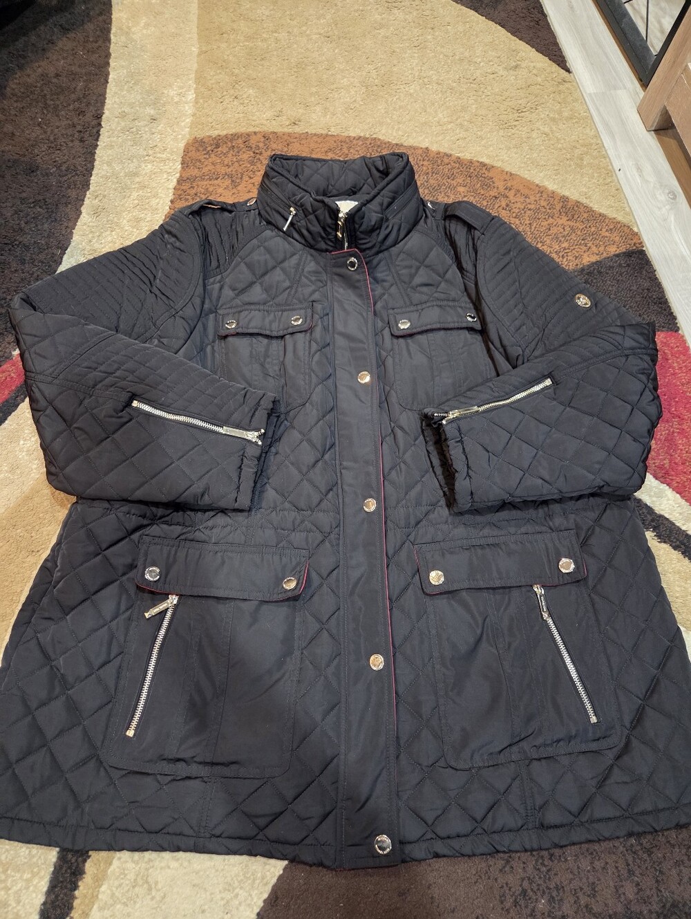 MICHAEL Michael Kors Black Quilted Puffer Jacket with Zip Details